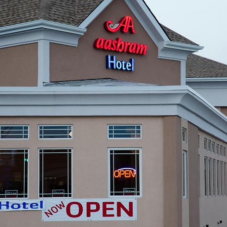 Aashram Hotel By Niagara River Niagara Falls Exterior foto