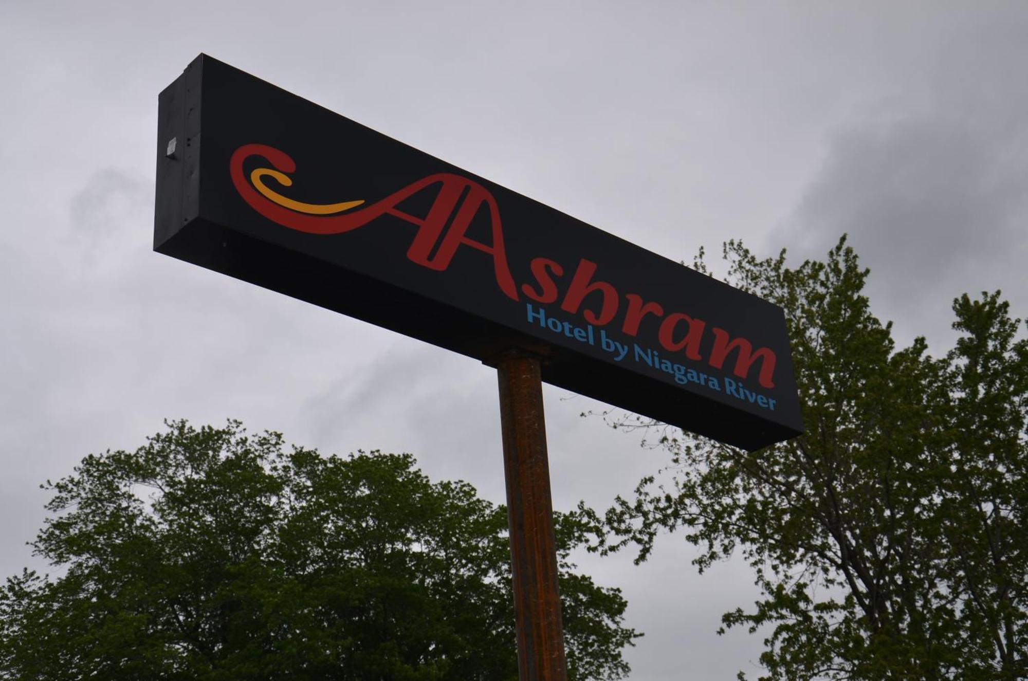 Aashram Hotel By Niagara River Niagara Falls Exterior foto