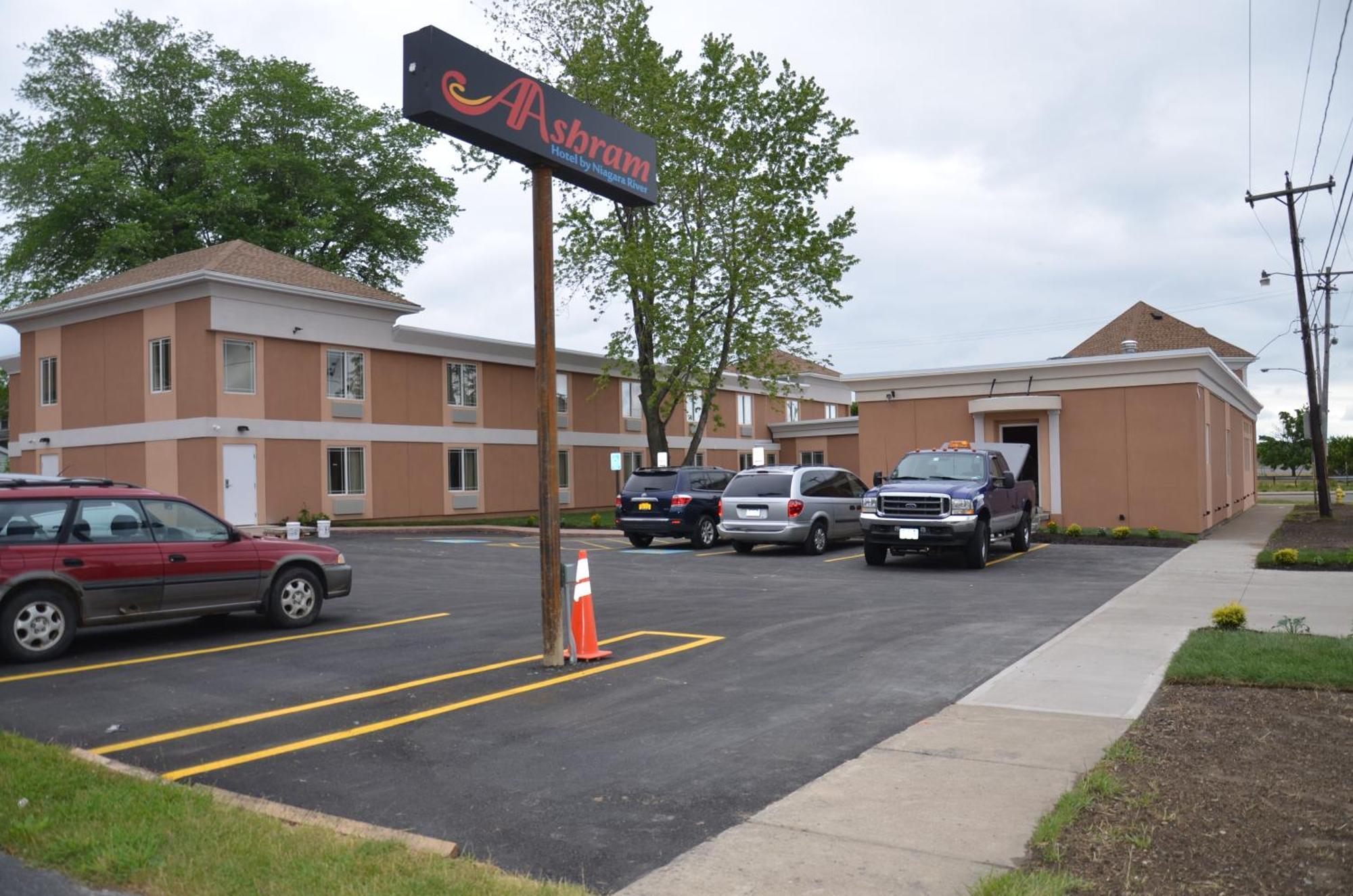 Aashram Hotel By Niagara River Niagara Falls Exterior foto