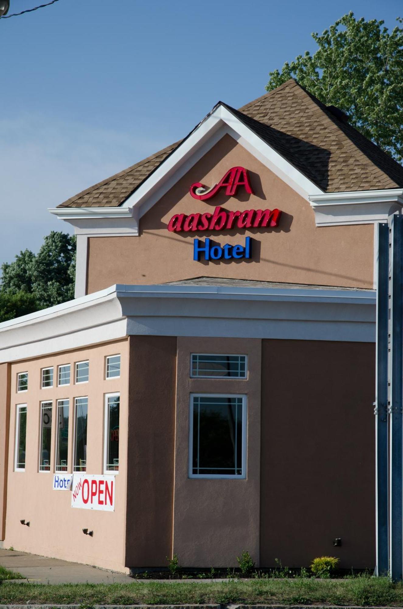 Aashram Hotel By Niagara River Niagara Falls Exterior foto