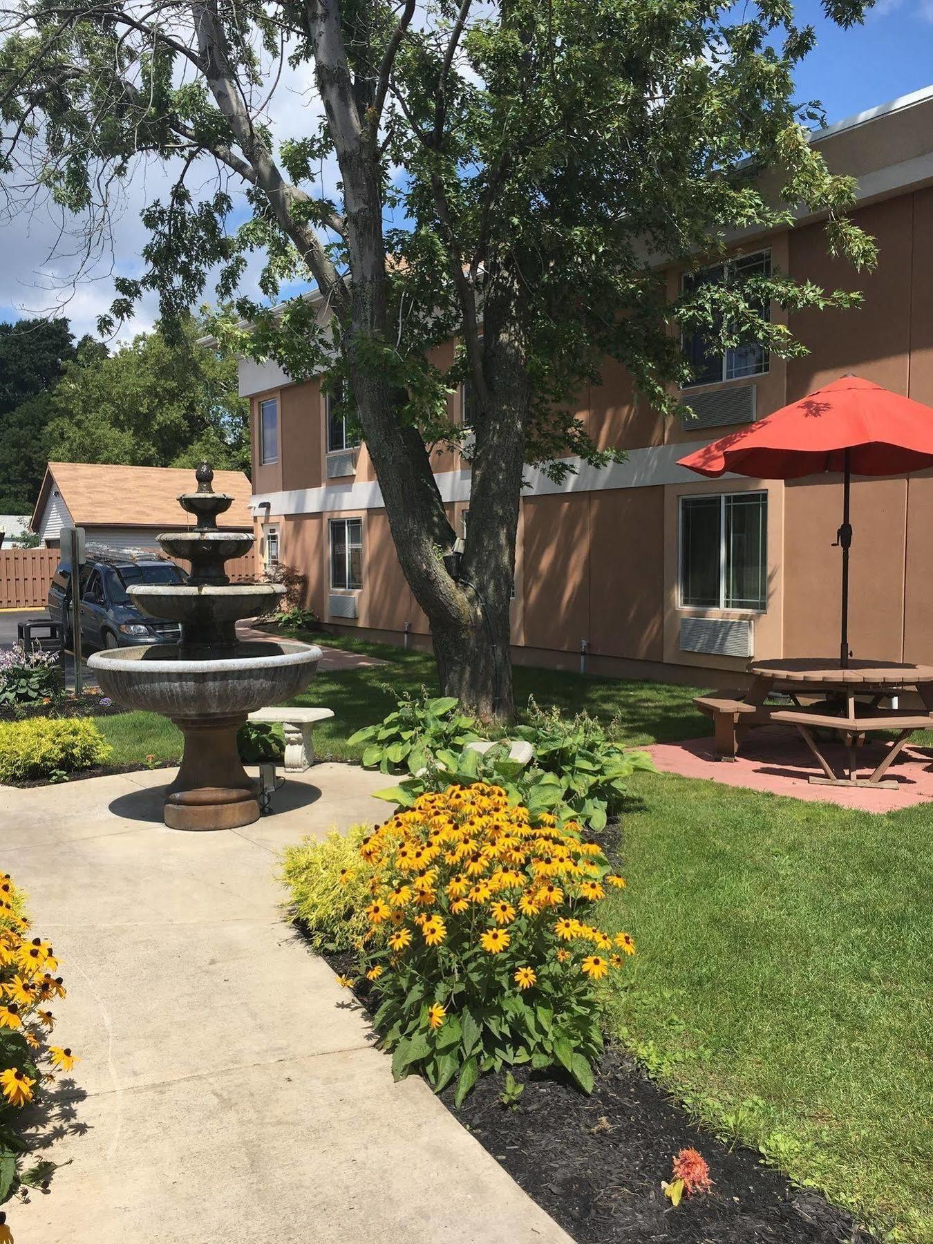 Aashram Hotel By Niagara River Niagara Falls Exterior foto
